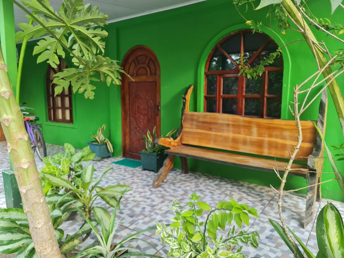 شقة Tortuguero Casa De Playa Green House المظهر الخارجي الصورة