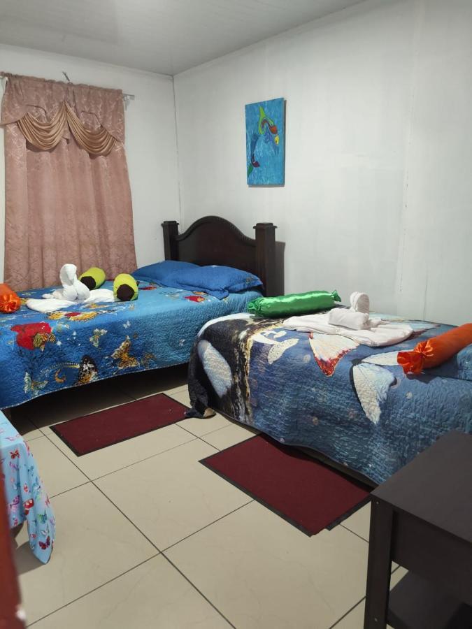 شقة Tortuguero Casa De Playa Green House المظهر الخارجي الصورة