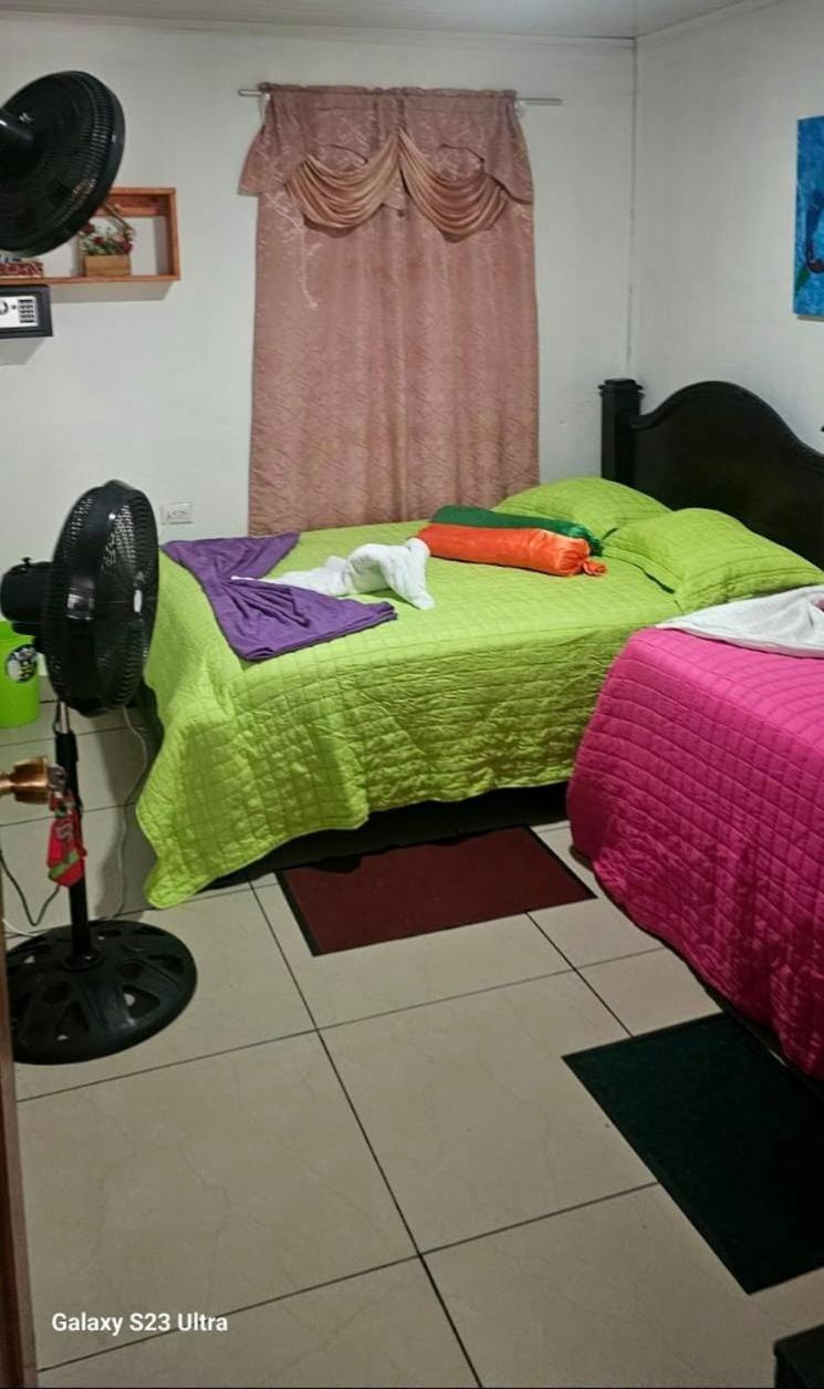 شقة Tortuguero Casa De Playa Green House المظهر الخارجي الصورة