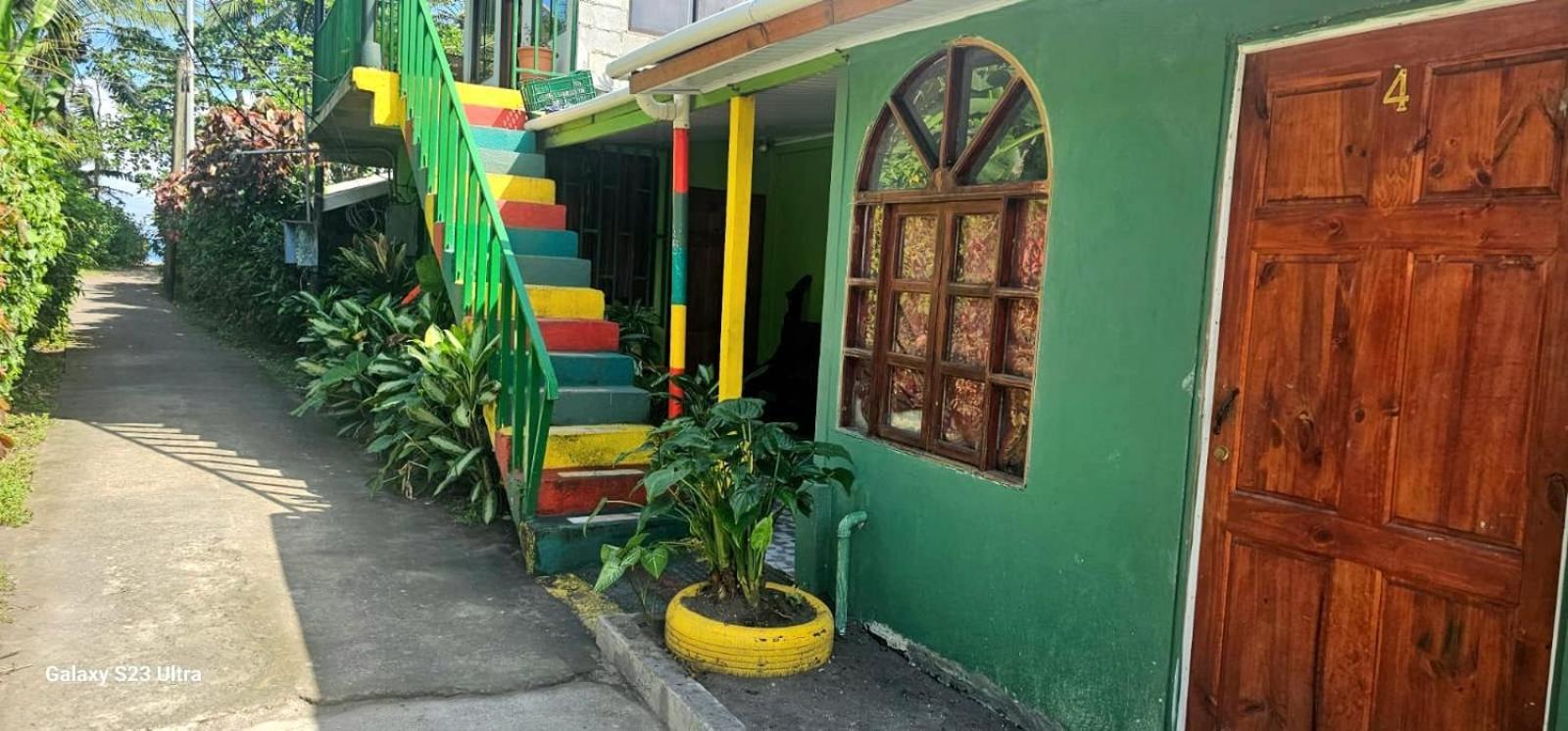 شقة Tortuguero Casa De Playa Green House المظهر الخارجي الصورة